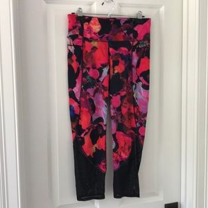Athleta 7/8 Floral Leggings